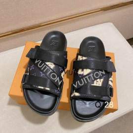 Picture of Louis Vuitton Slippers _SKULVsz38-45N0303291